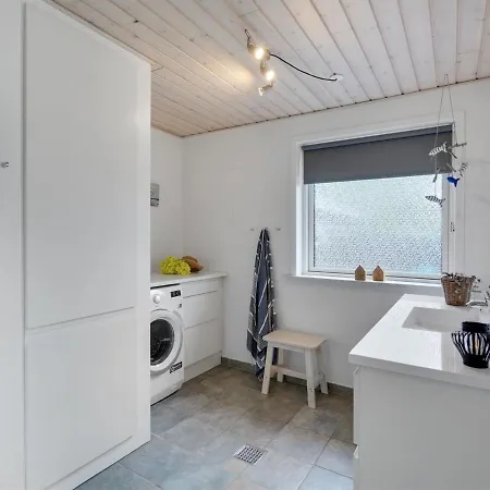 Feriehus Bjarka - 2-9km From The Sea In Western Jutland By Interhome Kongsmark