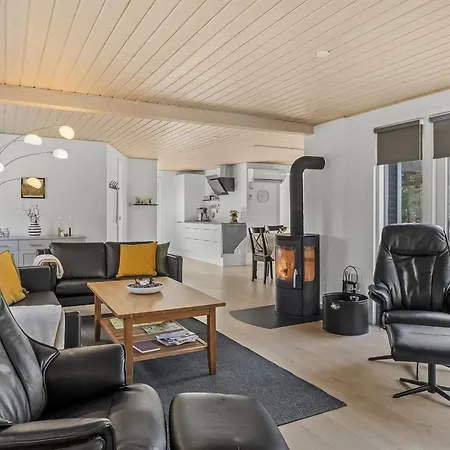 Bjarka - 2-9km From The Sea By Interhome * Kongsmark