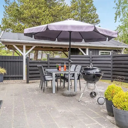 Bjarka - 2-9km From The Sea By Interhome *