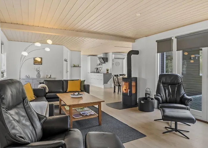 Bjarka - 2-9km From The Sea By Interhome * Kongsmark