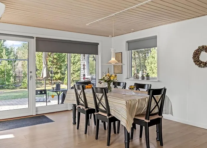 Bjarka - 2-9km From The Sea By Interhome *